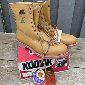 Vintage Kodiak boots NWT